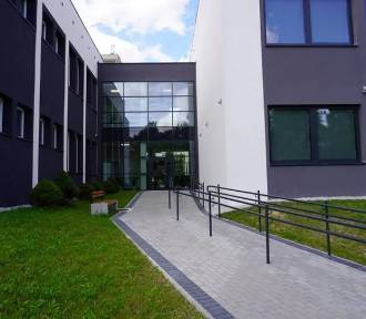 Nowa hala i budynek Zespołu Szkół Specjalnych w Żorach już gotowe! Zobacz jak wygląda