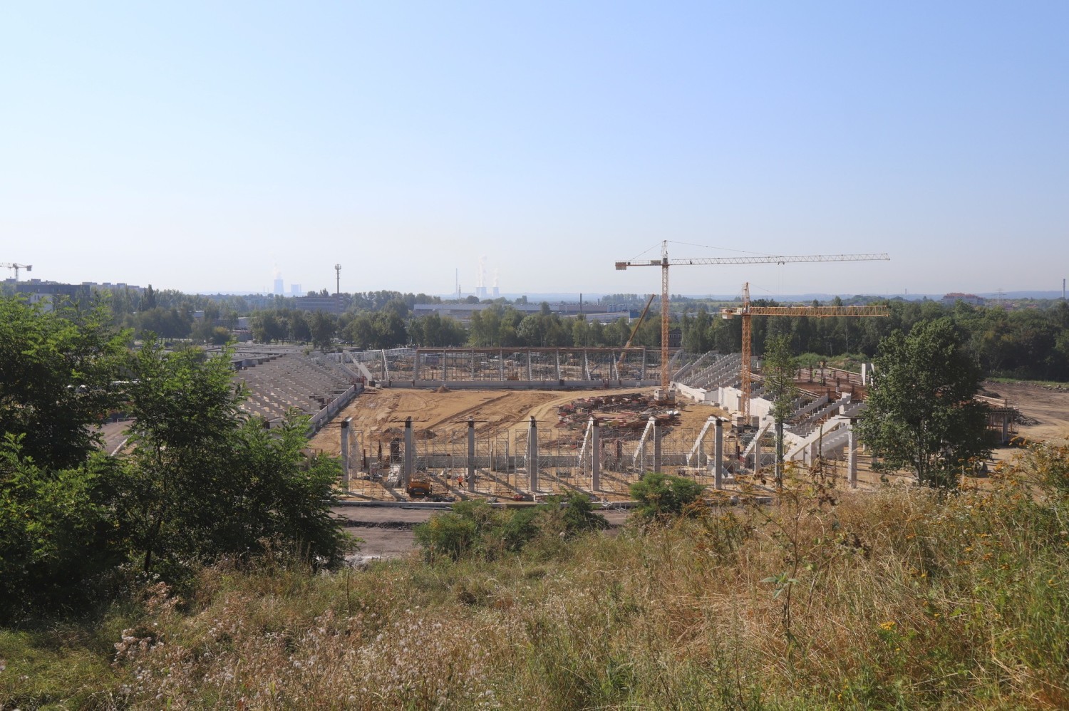 Budowa stadionu i hali sportowej przebiega zgodnie z harmonogramem