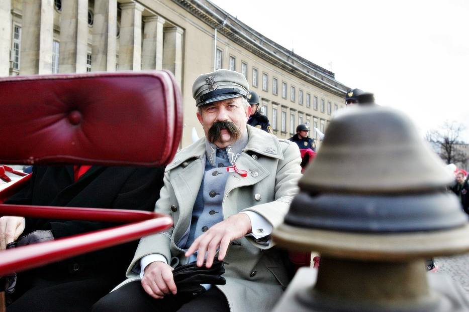 Marszałek Piłsudski tym razem pojawi się w Trzebnicy, ale wrocławianie też nie powinni narzekać na nudę