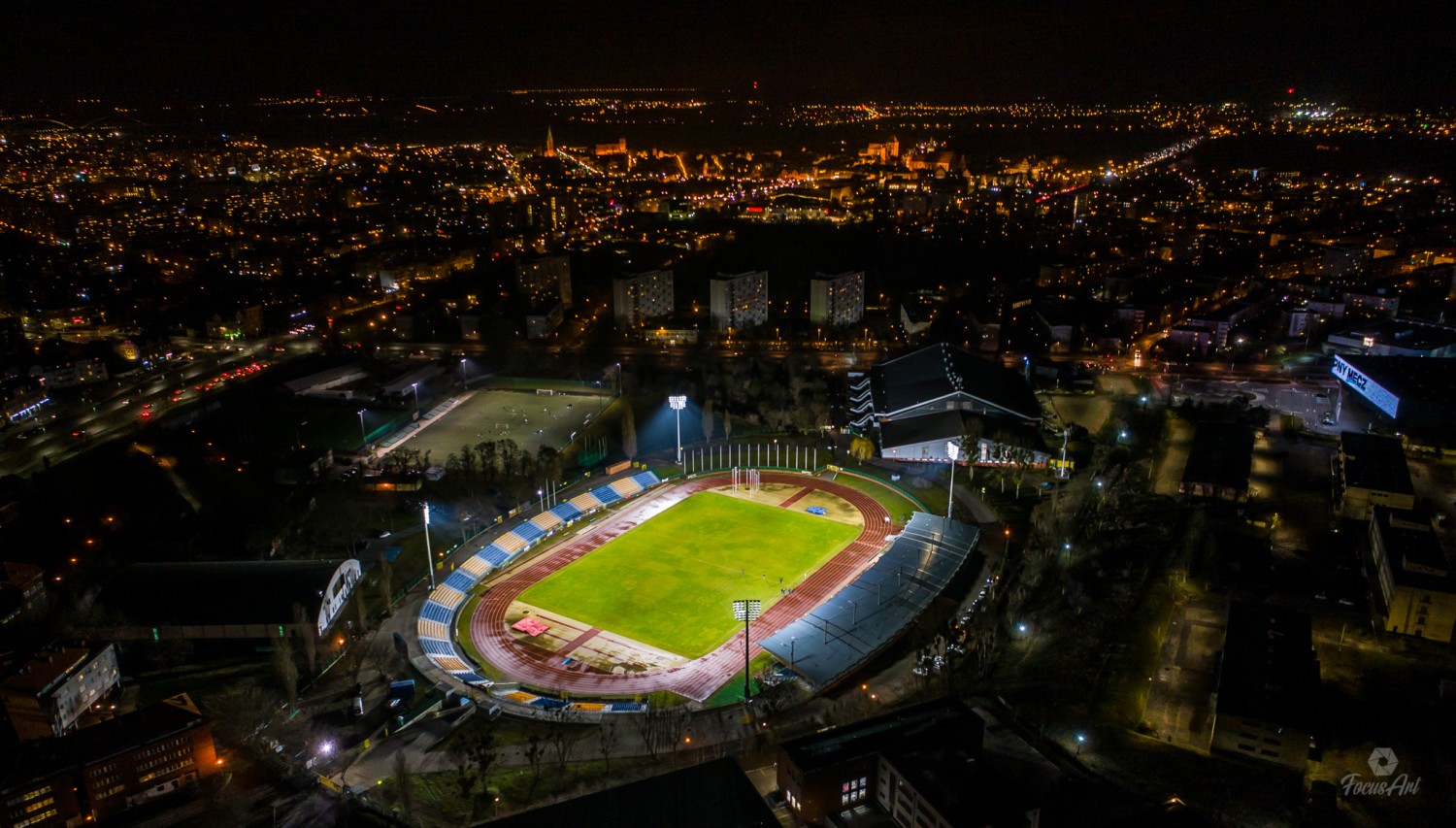 Długo mówiło się o zamontowaniu oświetlenia na Stadionie Miejskim przy ul