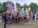 Dobra zabawa z kolorowymi proszkami, czyli "Kolor Fest" 2024 w Wieluniu