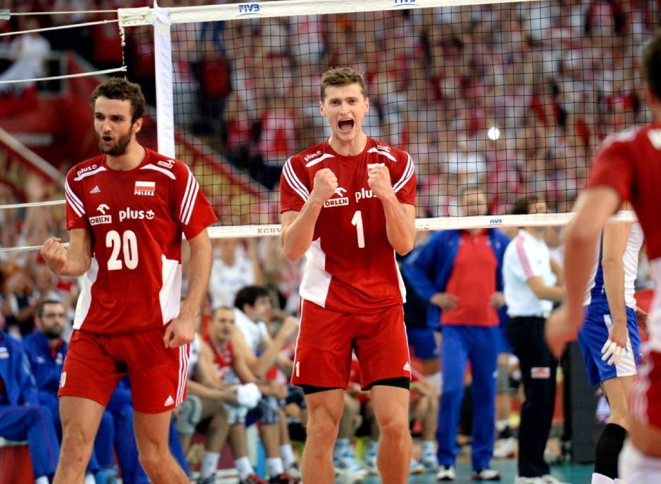 Polsat pokaże mecz finałowy jeśli zagrają w nim Polacy