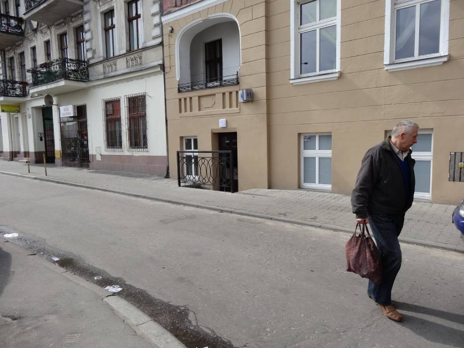 WC na rynku Łazarskim