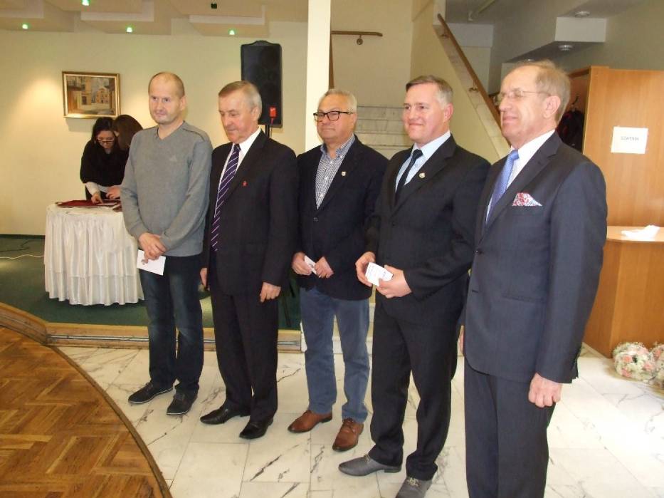 Ozpn Piotrków Terminarz 2017 18 Stanisław Sipa ponownie prezesem OZPN Piotrków Tryb. Nowy zarząd