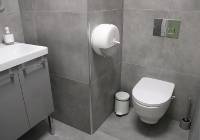 Wyremontowano łazienkę i szatnię w Zespole Szkół Ponadpodstawowych nr 2 w Bełchatowie