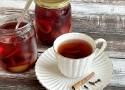 Korzenne śliwki do herbaty – mają niepowtarzalny smak i aromat. Najlepszy przepis na przetwory ze śliwek w syropie. Zobacz wideo