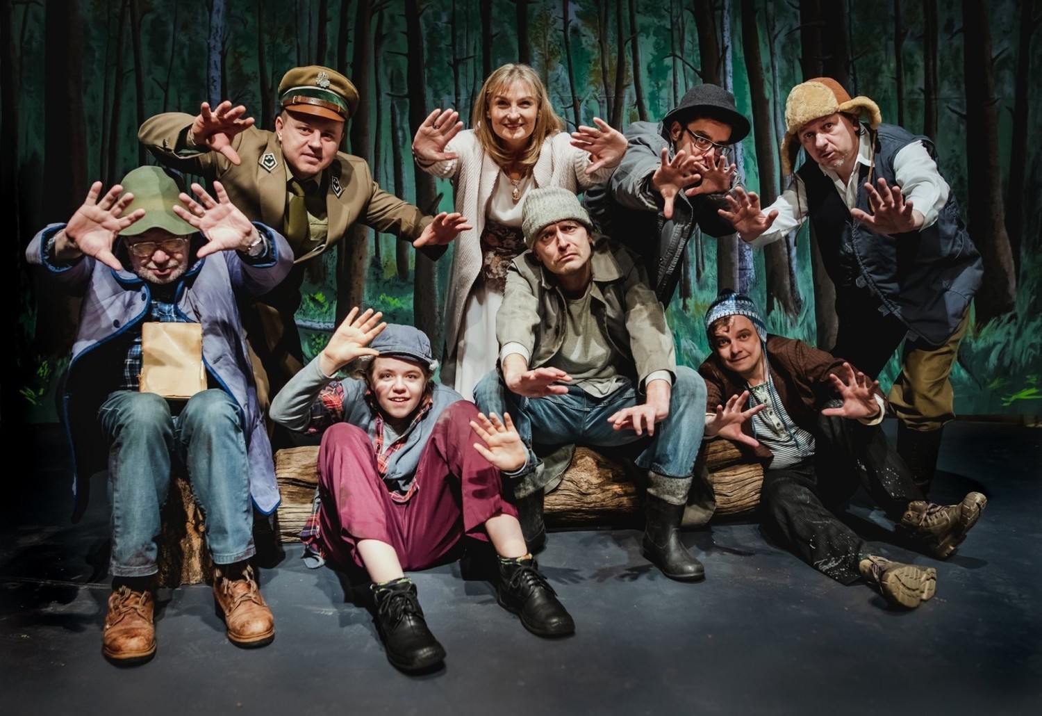 Pińczowski Teatr Ciut Frapujący szykuje nową sztukę "Rozmowy przy wycinaniu lasu". Zobaczcie pierwsze zdjęcia z prób