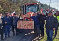 Ogólnopolski protest rolników, zablokowane drogi w Piotrkowie i powiecie. ZDJĘCIA