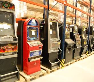Nielegalne automaty do gier, mefedron i amfetamina - wszystko w niewielkim lokalu