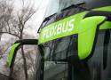 Kierowca FlixBusa odjechał z parkingu bez pasażerki. W autobusie została zrozpaczona córka kobiety. "Powiedział, że nic go to nie obchodzi"