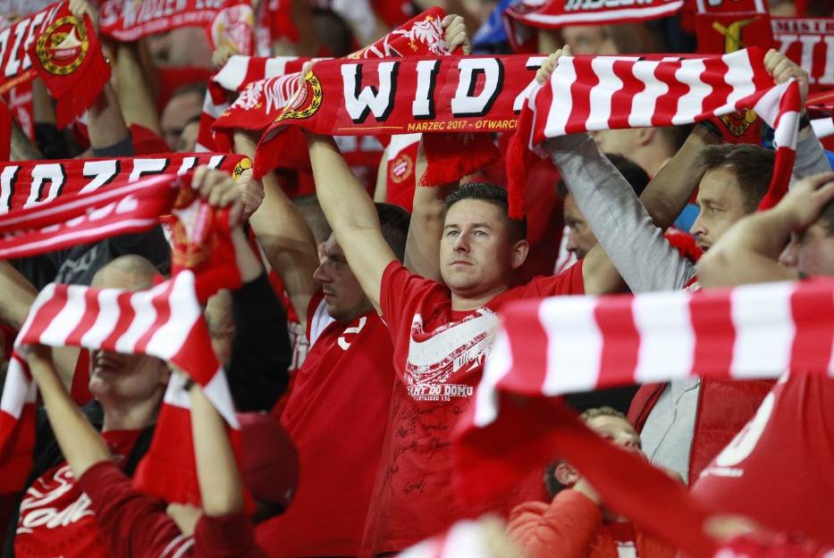 Kibice Widzewa Łódź chcą być w siódmym niebie
