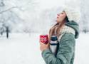 Jak przetrwać zimę w dobrym zdrowiu? Sprawdź porady od NFZ! Co jeść zimą i jak chronić się przed chłodem!