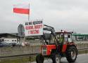 Protest rolników na drodze do lotniska w Pyrzowicach - zobacz ZDJĘCIA. "Bez nas będziecie głodni, nadzy i trzeźwi"