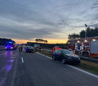 Tragiczny wypadek na autostradzie A2 pod Nowym Tomyślem [ZDJĘCIA]