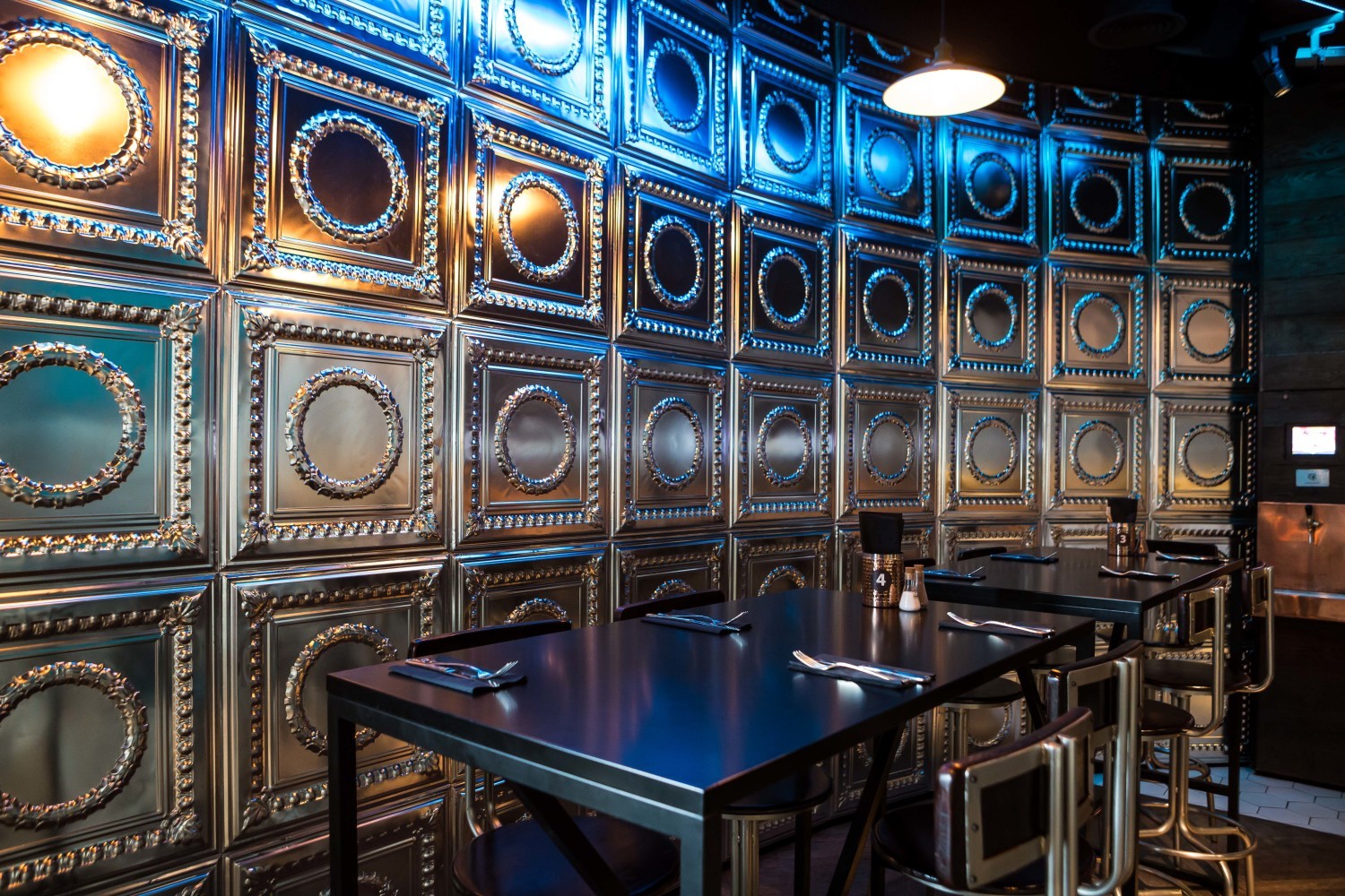 The Alchemist Gastropub - tu piwo leje się wprost ze ściany