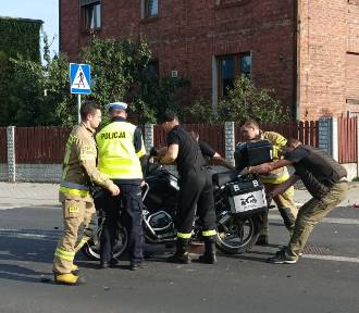 Wypadek z udziałem motocyklisty w Mysłowicach. Ranny trafił do szpitala
