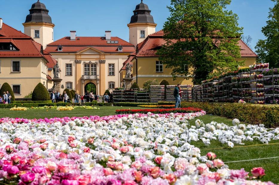 Rajskie dekoracje na XXXIV Festiwalu Kwiatów i Sztuki w Zamku Książ w Wałbrzychu