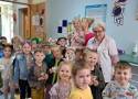 Dzieci z wizytą w NZOZ Medyk w Sławnie z okazji Dnia Pracownika Służby Zdrowia. Zdjęcia
