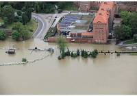 Wielka powódź w Toruniu. Tak było 13 lat temu! Oto zdjęcia z drona i wideo