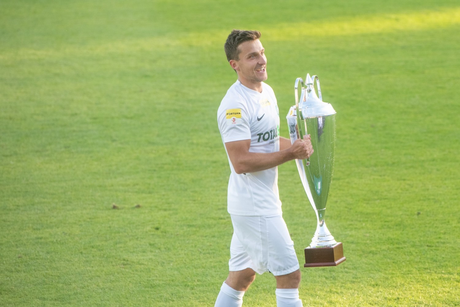 Warta wygrała z Radomiakiem 2:0 i znów zagra w ekstraklasie