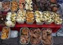 Duży wybór świeżych grzybów na radomskim targowisku Korej w Radomiu. Które najpopularniejsze? Zobacz zdjęcia