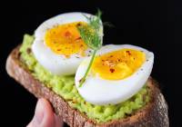 Jajka na twardo - czy warto je jeść? Sprawdzamy wartości odżywcze 