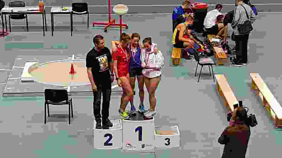 Kinga Grabowska na podium MP
