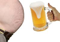 Czym jest brzuch piwny? Wyjaśniamy, czy piwo naprawdę tuczy w pasie
