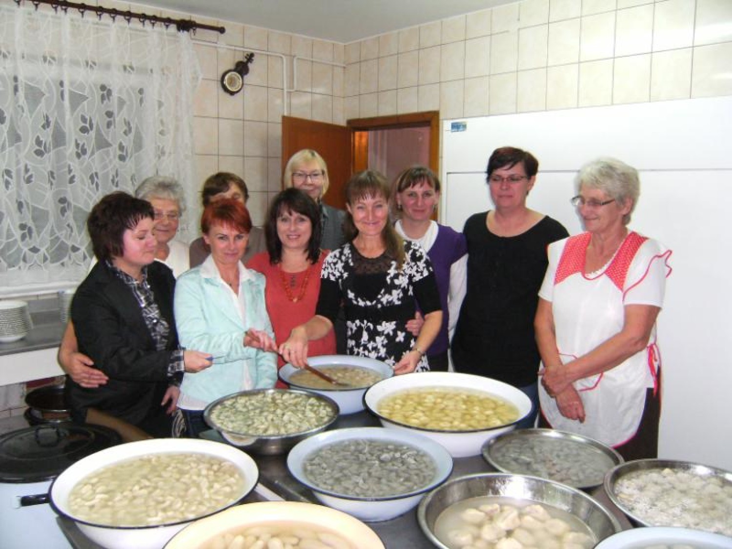 Wielkopolskie Koło Gospodyń Wiejskiech 2015 KGW W Brzeziu (pow. pleszewski) - wyślij sms o treści NAJ.42 na numer 72355 (koszt 2.46 zł z VAT)