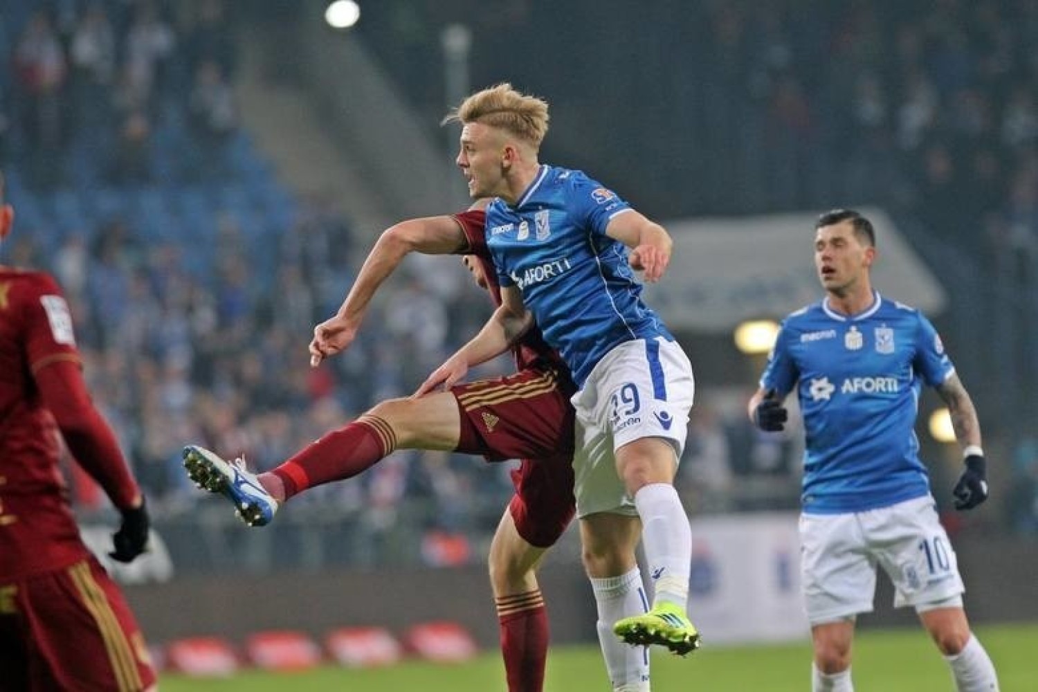 Lech Poznań zmierzy się z Legią w Warszawie 19 października o 17