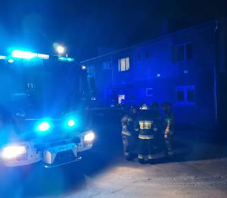 Wybuch gazu w budynku wielorodzinnym w Pawlicach. Jedna osoba trafiła do szpitala