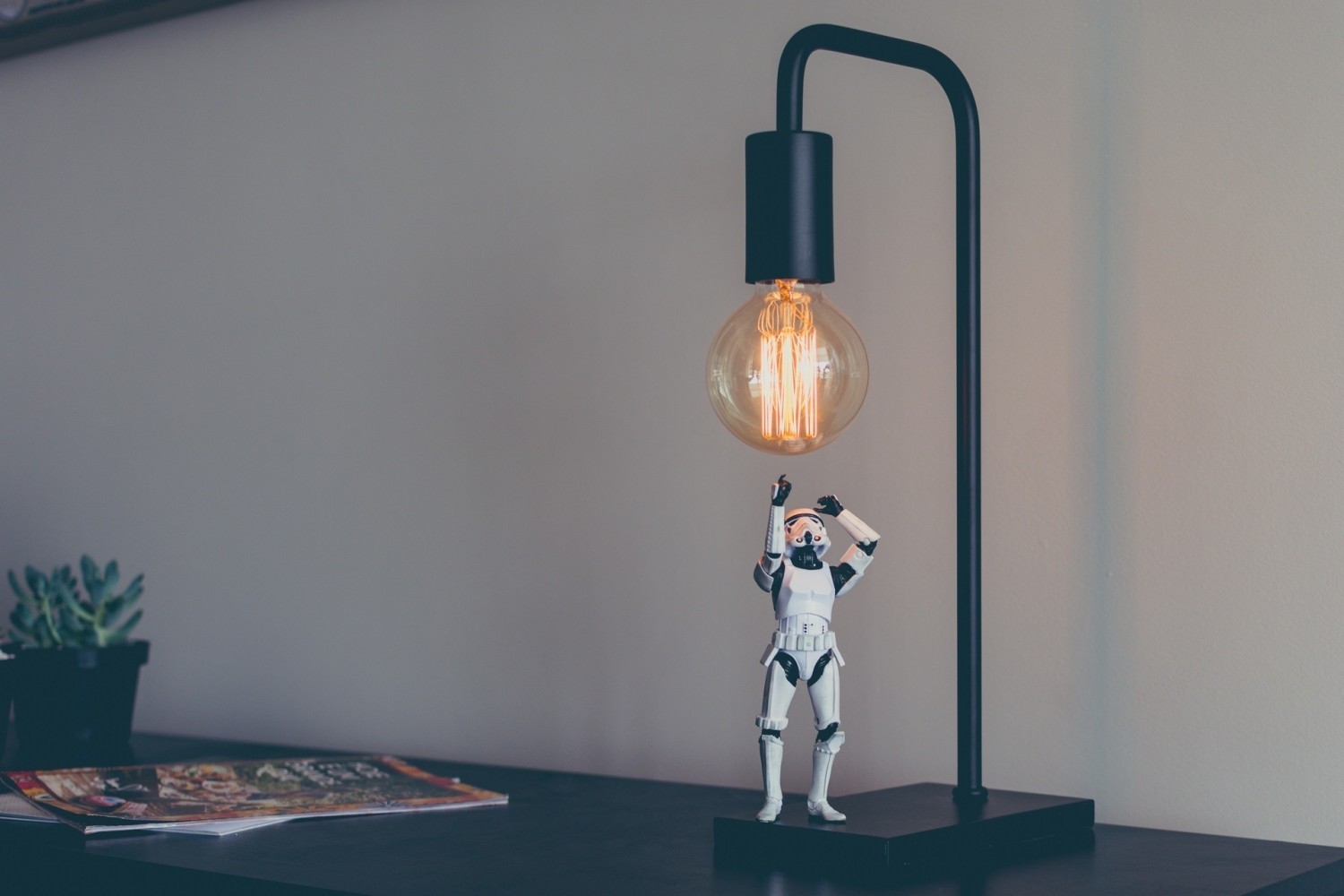 Na 10 tys. pracowników przypadają 42 roboty