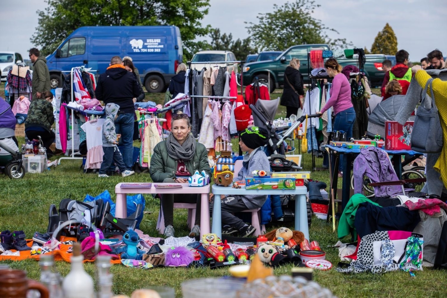 Wyprzedaże garażowe na Miedzyniu cieszą się sporym powodzeniem