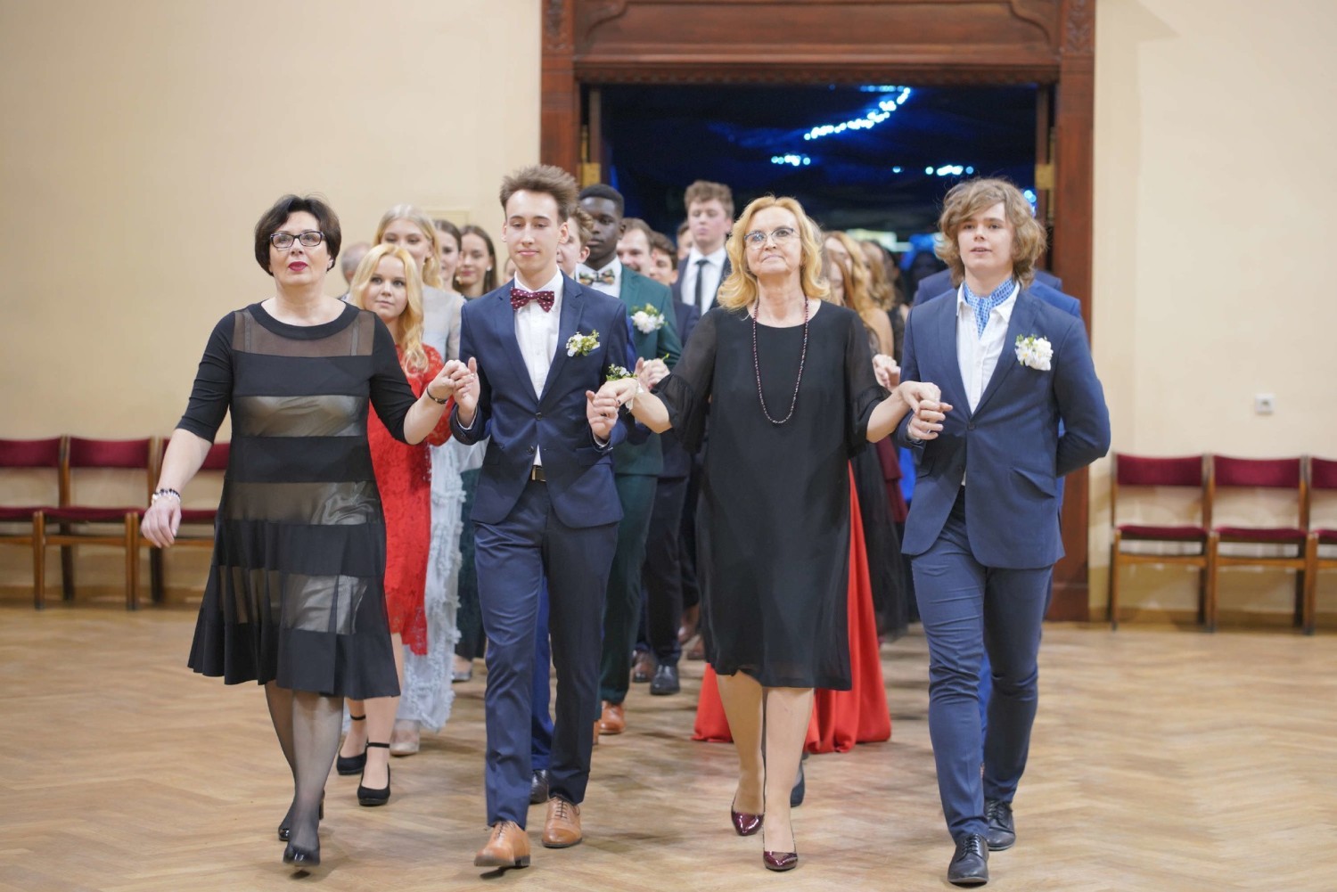Sezon studniówek dobiega końca, ale niektóre szkoły dopiero teraz mają swoje bale