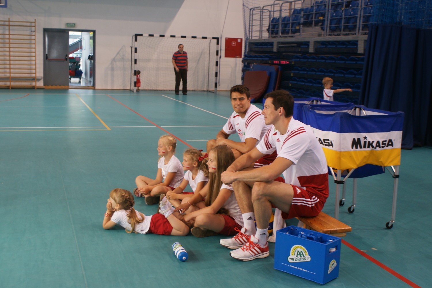 Kalendarz Fundacji Herosi 2015. Kupując kalendarz z mistrzami, pomagasz chorym dzieciom