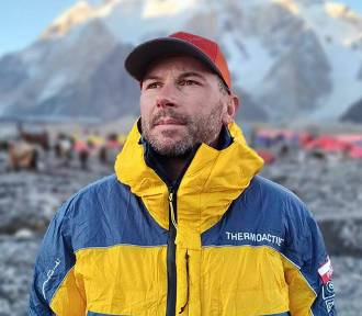Polak zdobył Mount Everest i Lhotse! Wspinał się samotnie i bez użycia tlenu z butli