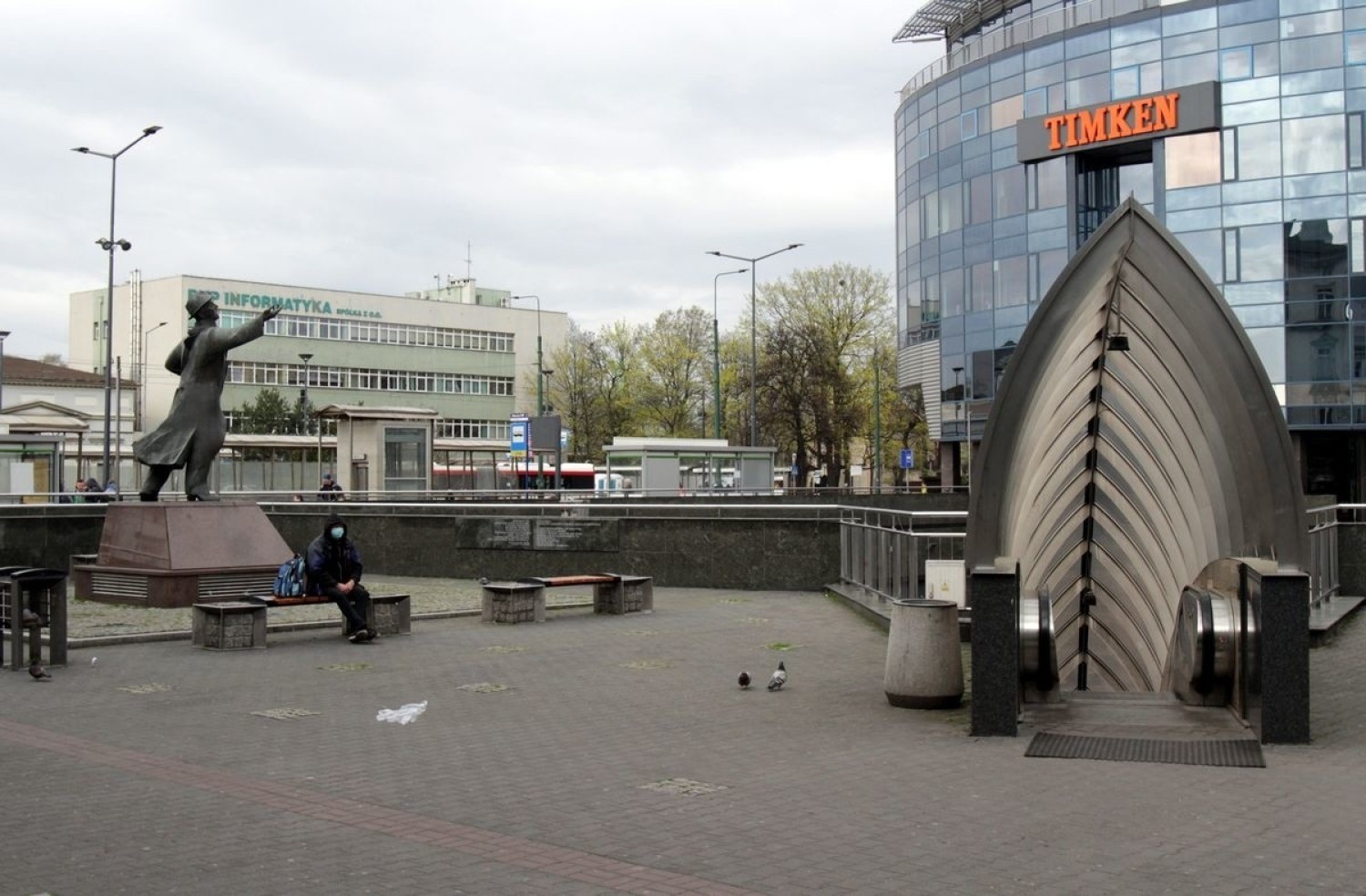 SosnowiecPrzestępstwa rozbójnicze: 54Bójki i pobicia: 41Kradzieże z włamaniem: 729Kradzieże: 836Zabójstwa: 5Zgwałcenia: 6Przestępstwa narkotykowe: 463Zobacz kolejne zdjęcia