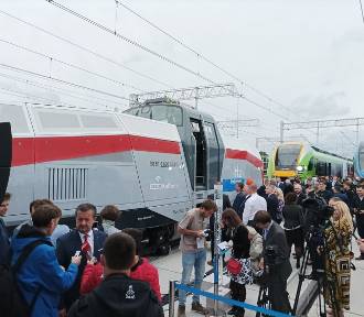 Pesa pokazała pierwszą w Polsce lokomotywę wodorową. Oto Gama! [wideo i zdjęcia]