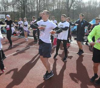 Bieg Tropem Wilczym w Tychach 300 biegaczy uczciło pamięć Żołnierzy Wyklętych ZDJĘCIA