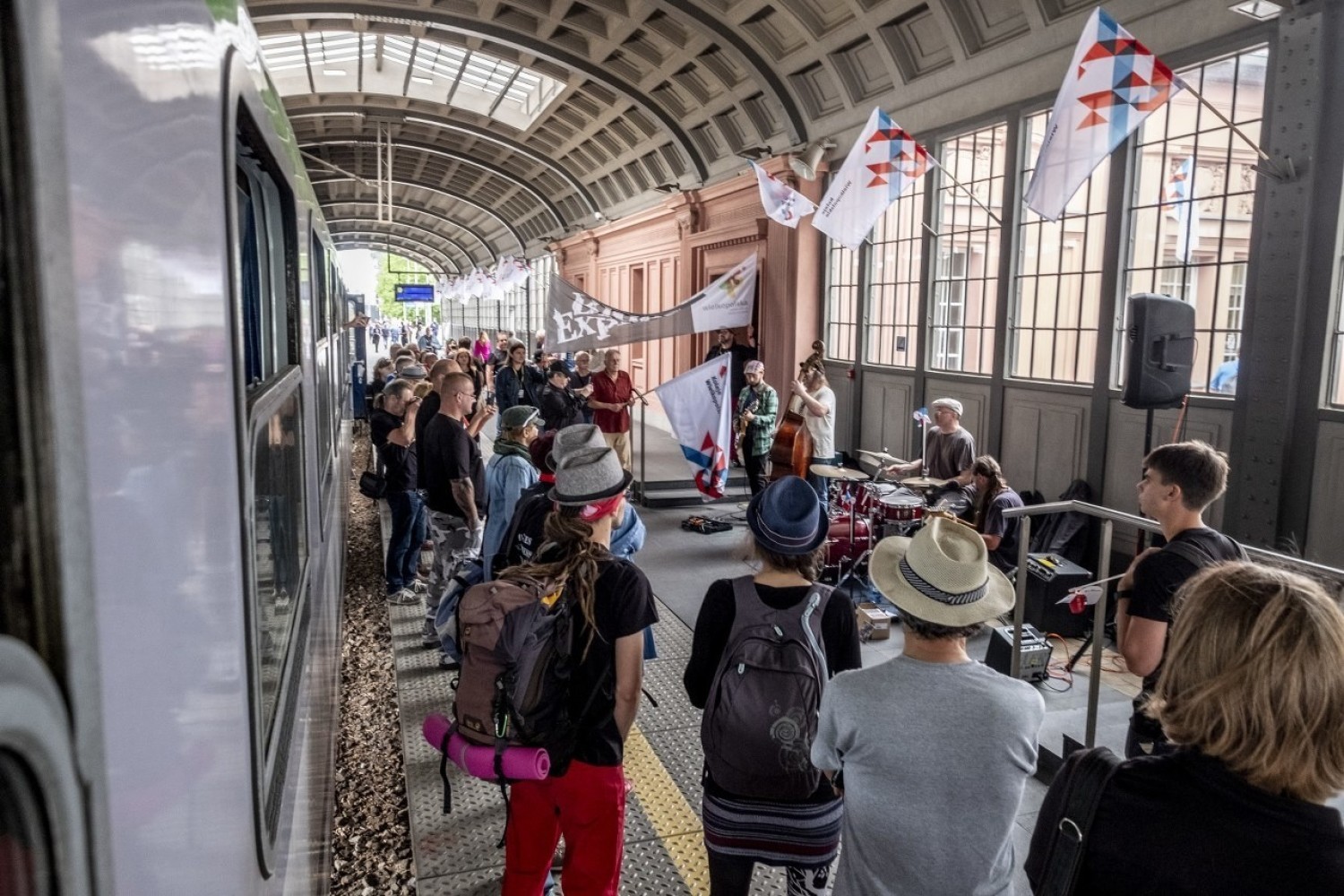 Z poznańskiego Dworca Letniego do Zakrzewa po raz kolejny wyruszył coroczny pociąg Blues Express