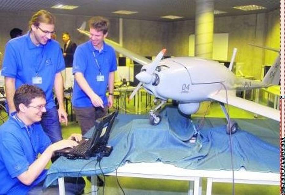 Tajne laboratorium szpiegowskich samolotów otworzy w nocy swe podwoje