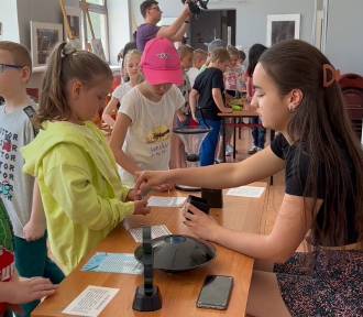 Dzień Dziecka 2023 w Muzeum Regionalnym w Radomsku. Muzeum uczyło i bawiło. ZDJĘCIA