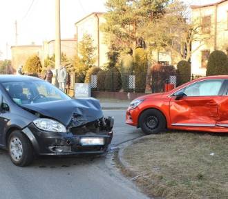 Groźny wypadek w Miasteczku Śląskim. Ranna 33-latka trafiła do szpitala