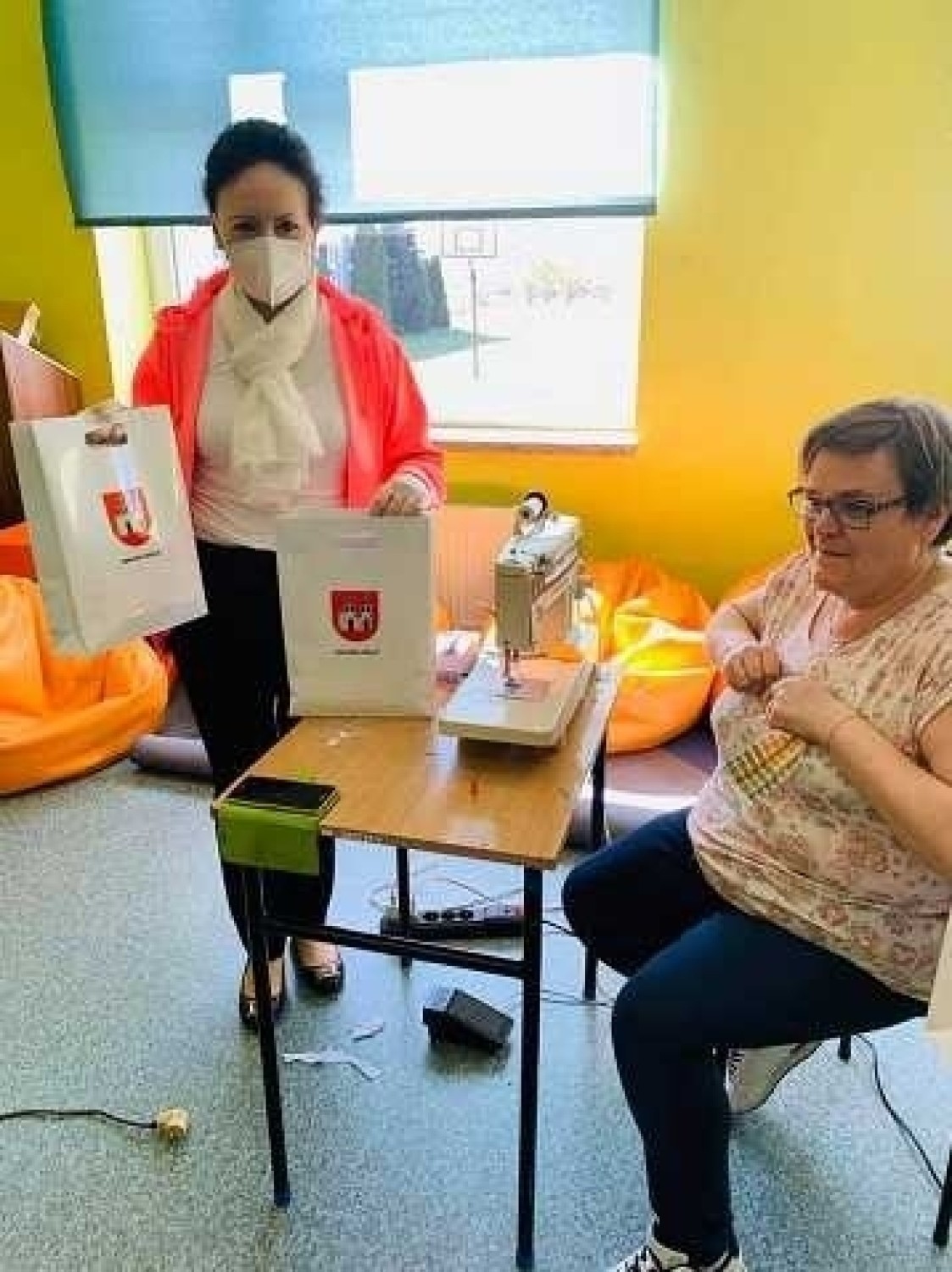 W Książu Wlkp. wolontariusze uszyli ponad 7,5 tysiąca maseczek