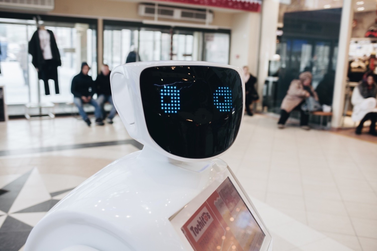 Czy sądzisz, że w ciągu 5 lat automatyzacja może pozbawić Cię pracy? - takie pytanie zadała Polakom firma Devire