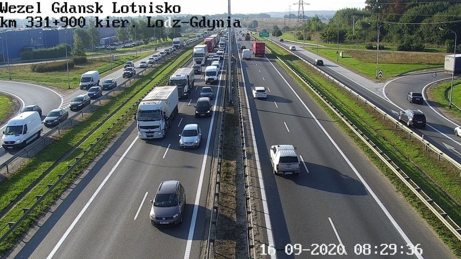Pożar samochodu na obwodnicy Trójmiasta spowodował w środę 16