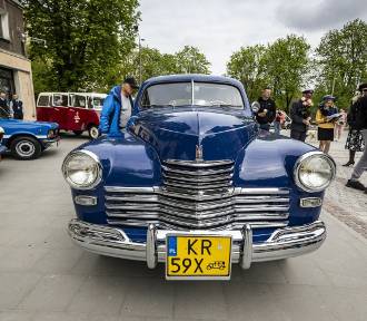 Taxi retro w Krakowie. Licząca prawie 70 lat taksówka we flocie MPK