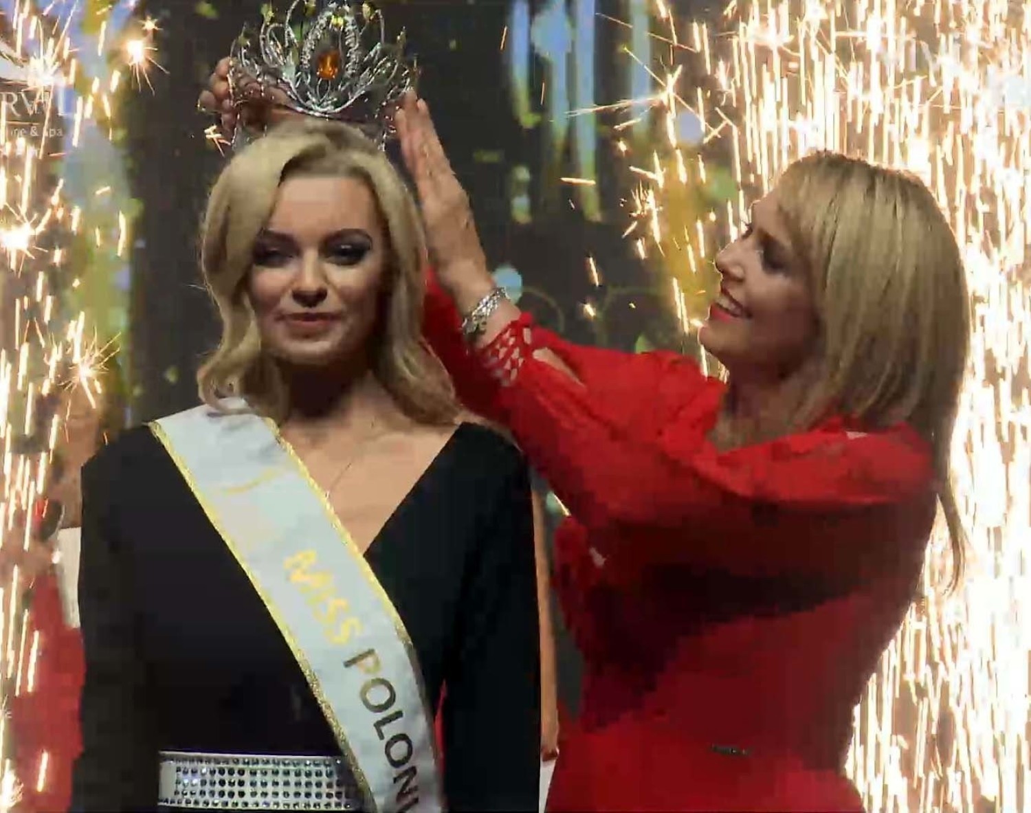 Nową królową piękności została Karolina Bielawska
