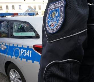 Poszukiwana kobieta uciekała pomiędzy pędzącymi samochodami na ruchliwej „wiślance”