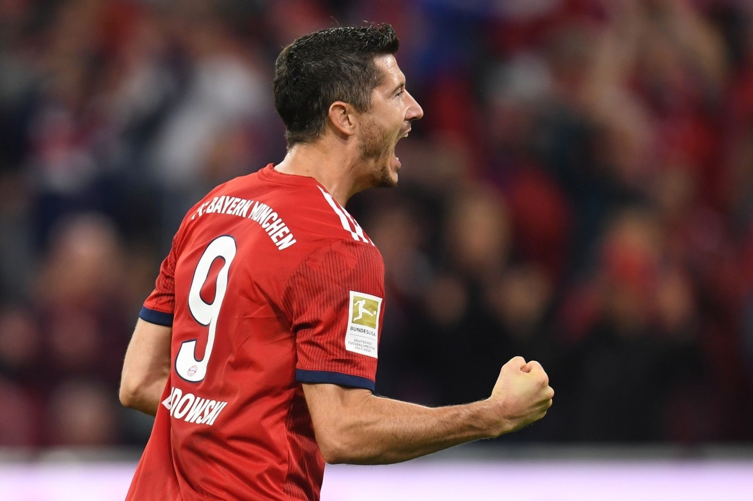 Robert Lewandowski zmienił wizerunek